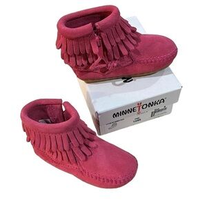 Minnetonka Girl Toddler 4 Pink Suede double fringe side zip Bootie Shoes